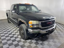2004 GMC Sierra 2500
