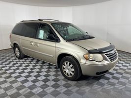 2006 Chrysler Town & Country