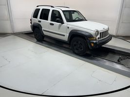 2005 JEEP Liberty