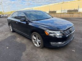 2014 VOLKSWAGEN Passat