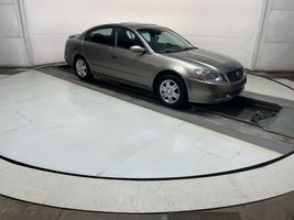 2005 NISSAN Altima