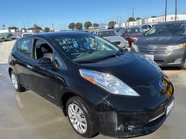 2016 NISSAN LEAF