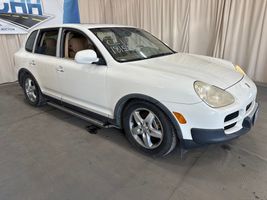 2004 Porsche Cayenne