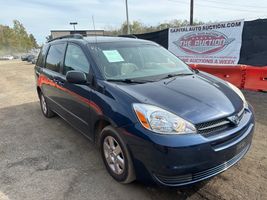 2005 Toyota Sienna