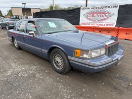 1991 Lincoln Town Car