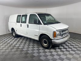 2000 Chevrolet G2500 Vans
