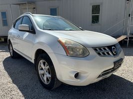 2011 NISSAN Rogue