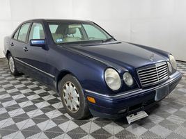 1998 Mercedes-Benz E-Class