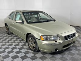 2005 Volvo S60