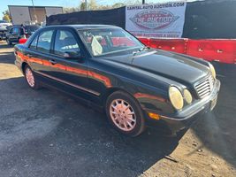 2000 Mercedes-Benz E-Class