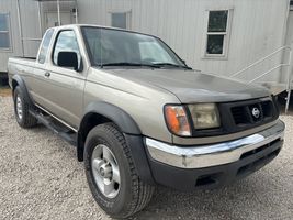 2000 NISSAN Frontier