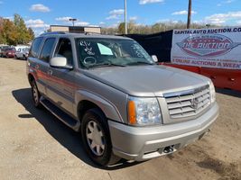 2004 Cadillac Escalade