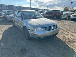 2004 VOLKSWAGEN Passat