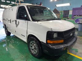 2003 Chevrolet G1500 Vans