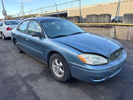 2006 Ford Taurus