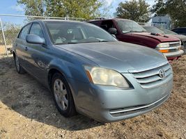2005 Toyota Avalon