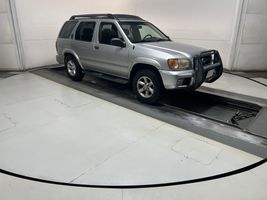 2003 NISSAN Pathfinder
