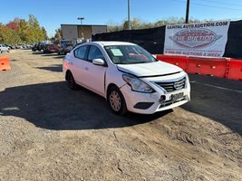 2015 NISSAN Versa