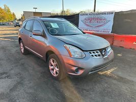 2011 NISSAN Rogue