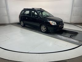 2008 Kia Rondo