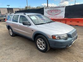2004 Volvo XC70