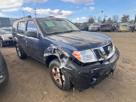 2010 NISSAN Pathfinder