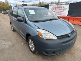 2005 Toyota Sienna