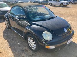 2005 VOLKSWAGEN New Beetle