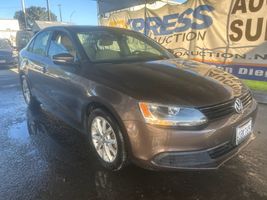 2011 VOLKSWAGEN JETTA