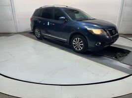 2014 NISSAN Pathfinder