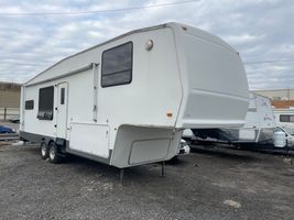 2006 FORESTER 5TH WHEEL