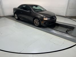 2013 VOLKSWAGEN Eos