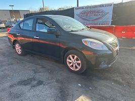 2012 NISSAN Versa