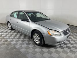 2002 NISSAN Altima
