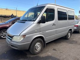 2004 Dodge 2500 Sprinter Vans