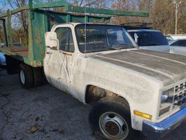 1989 Chevrolet R/V 3500 Series