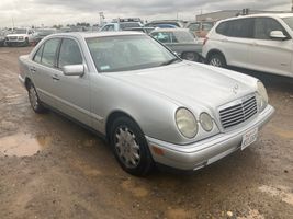 1996 Mercedes-Benz E-Class