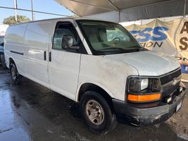 2009 Chevrolet G2500 Vans