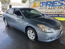 2011 NISSAN Altima