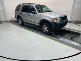 2005 Ford Explorer