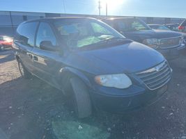 2005 Chrysler Town & Country