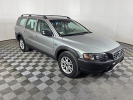 2004 Volvo XC70