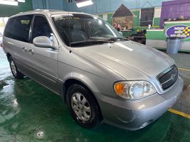 2005 Kia Sedona