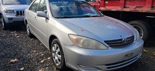 2004 Toyota Camry
