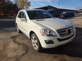 2011 Mercedes-Benz M-Class