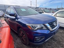 2017 NISSAN Pathfinder