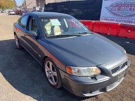 2005 Volvo S60
