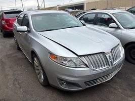 2011 Lincoln MKS