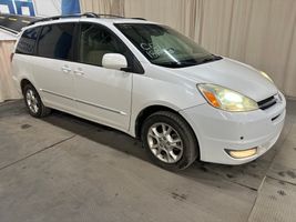2004 Toyota Sienna