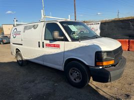 2010 Chevrolet G2500 Vans